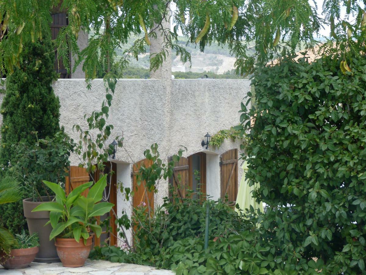 Chez Nous Cassis Bed & Breakfast Luaran gambar